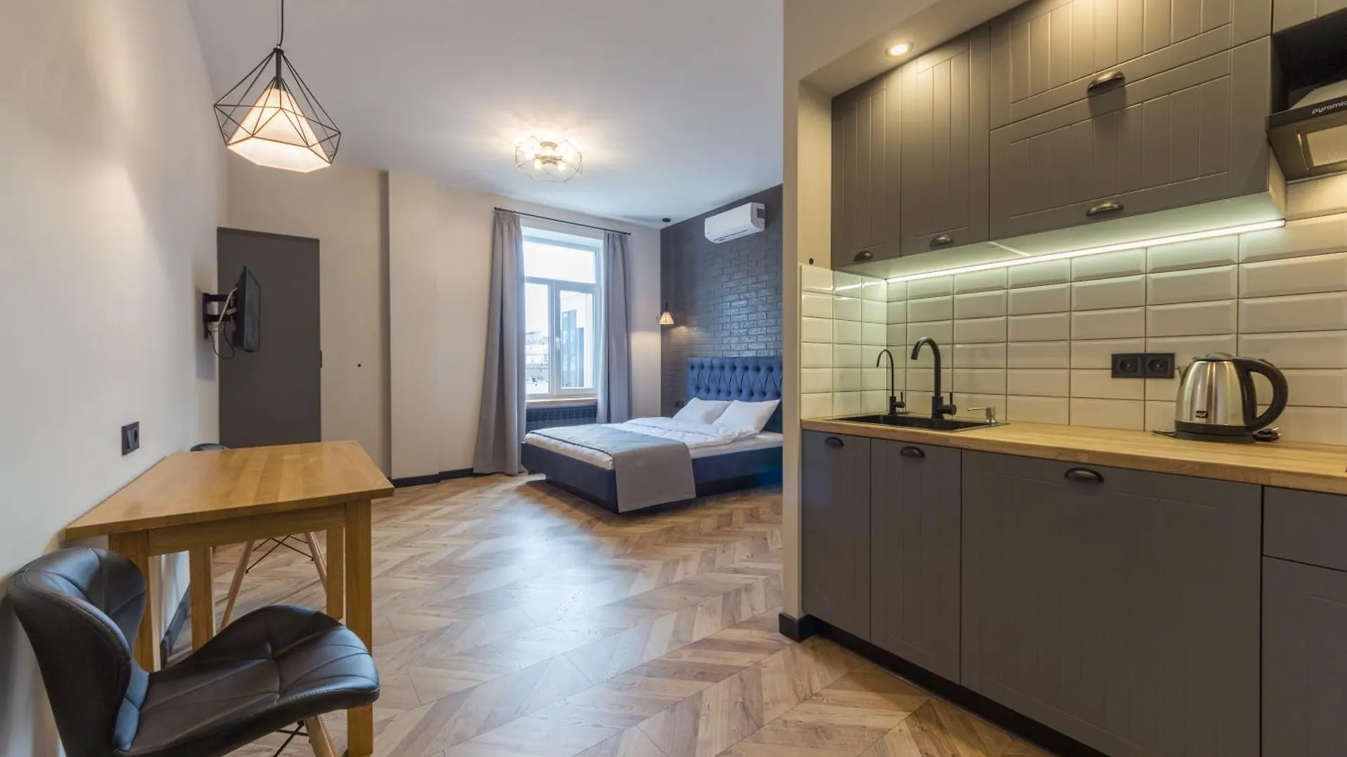 Self Check-In Apartments Maidan Area Kyiv