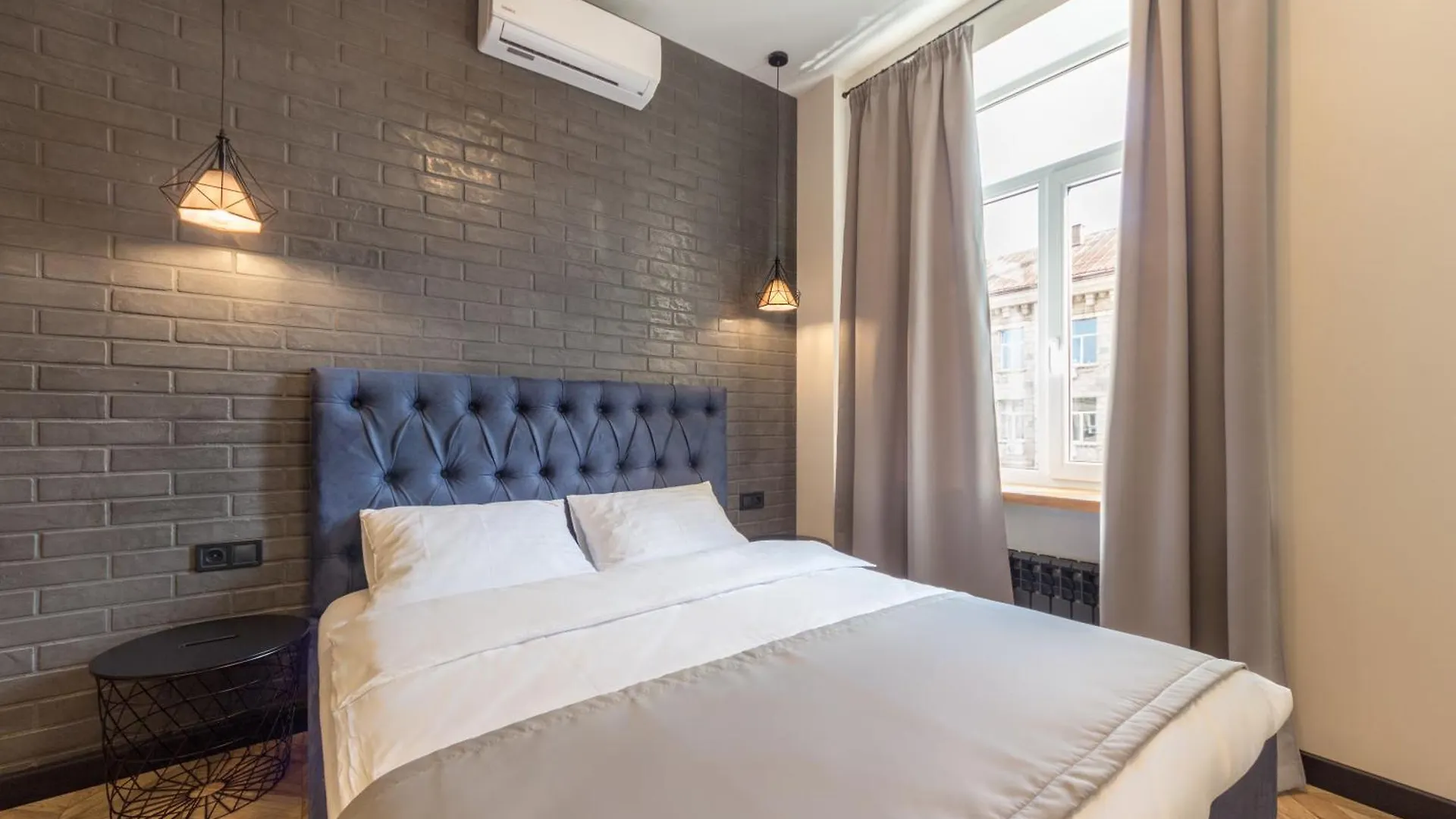 Self Check-In Apartments Maidan Area Kyiv