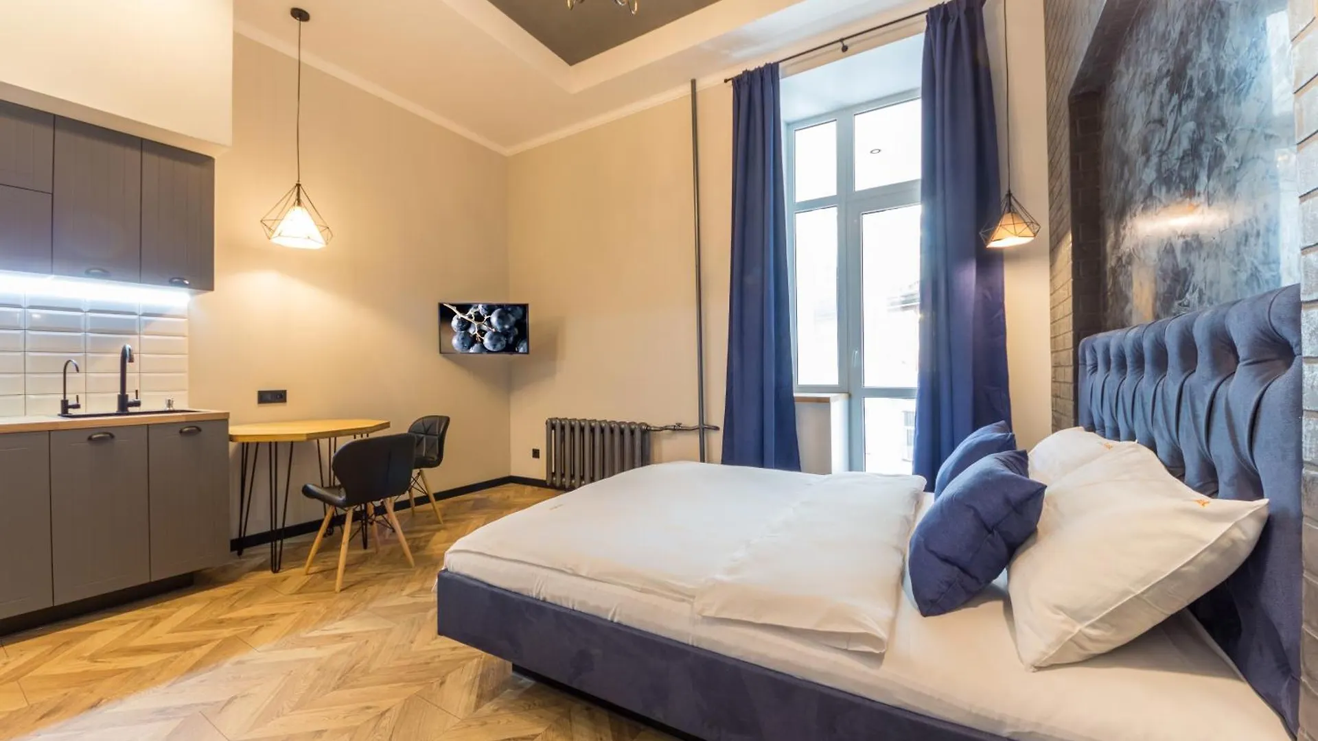 Self Check-In Apartments Maidan Area Kyiv Ukraine