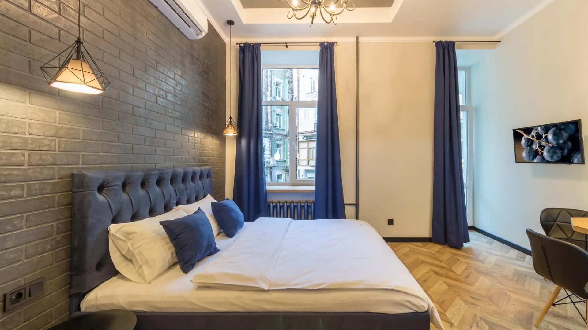 Self Check-In Apartments Maidan Area Kyiv Ukraine