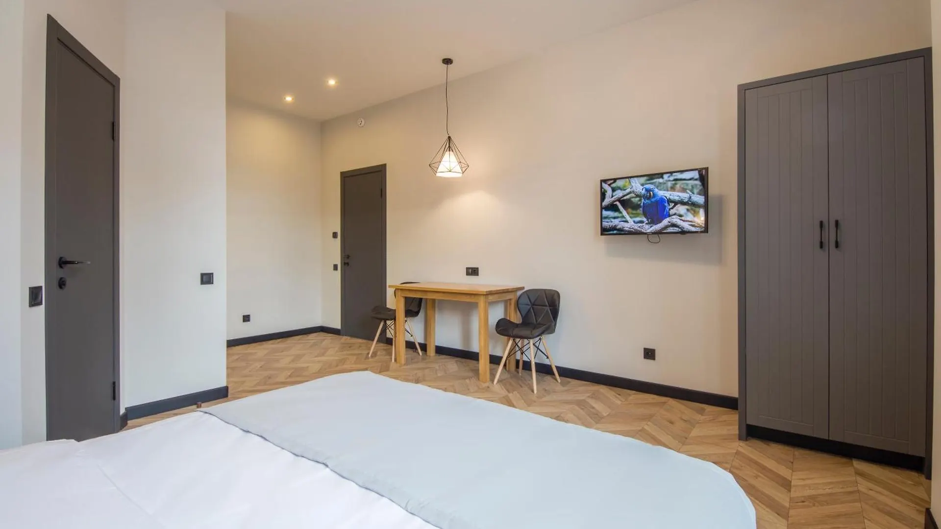 Self Check-In Apartments Maidan Area Kiev